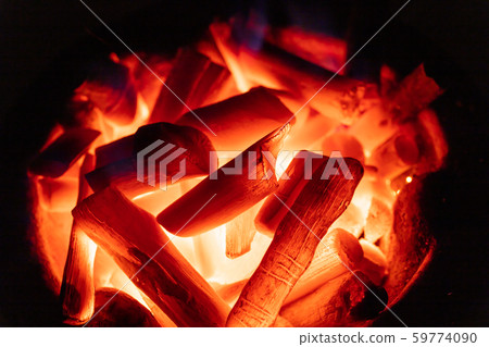 Seven Rings and Binchotan Charcoal-grilled barbecue, grilled chicken, grilled meat 59774090