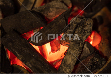 Seven Rings and Binchotan Charcoal-grilled barbecue, grilled chicken, grilled meat Seven Rings and Binchotan Charcoal-grilled barbecue, grilled chicken, grilled meat 59774105