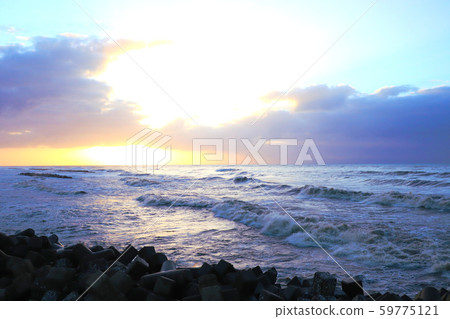 Sunset after typhoon 59775121