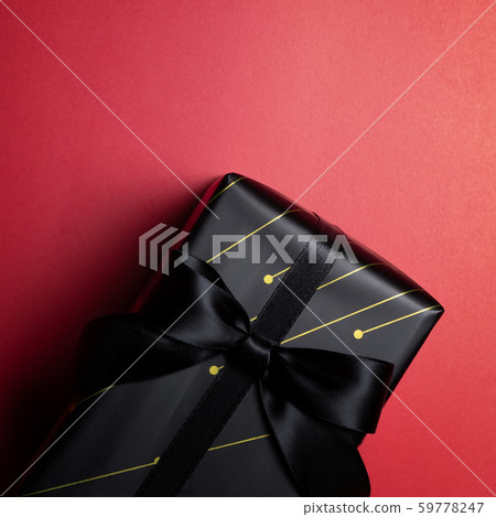 Top view of black gift box with red and black Top view of black gift box with red and black 59778247