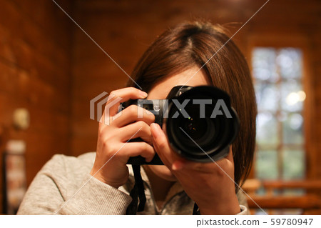 Camera girl SLR 59780947