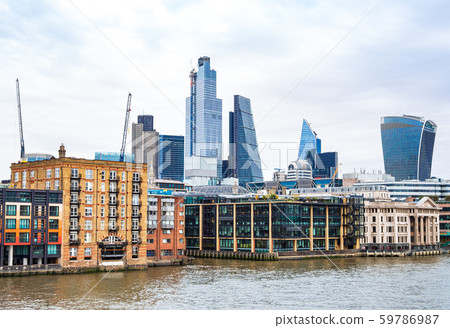 Thames River and City of London skyscrapers 59786987