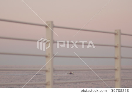 海上 海上 59788258