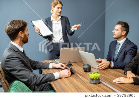 Business people at the meeting room 59788903