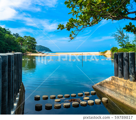 .Water barrier to maintain the water level in the .Water barrier to maintain the water level in the 59789817
