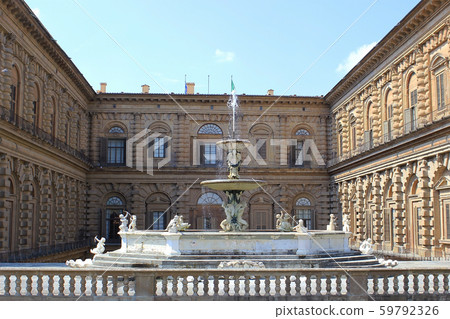 Florence left bank. Palazzo Pitti Florence left bank. Palazzo Pitti 59792326