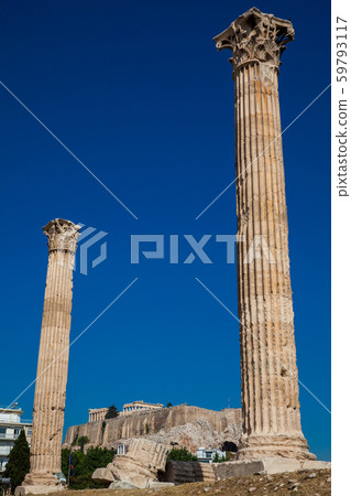 Ruins of the Temple of Olympian Zeus and the Acropolis at the center of the Athens city Ruins of the Temple of Olympian Zeus and the Acropolis at the center of the Athens city 59793117