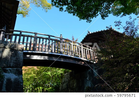 秋天的城市景觀詩Izumikaku 秋天的城市景觀詩Izumikaku 59795671