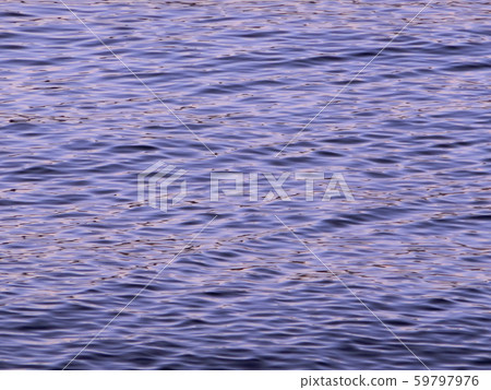 Wallpaper material Beautiful sea wave pattern, light purple in the sunset, Suruga Bay 59797976