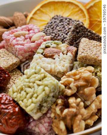 韓國傳統食品江正,韓國糖果,堅果和橘子 韓國傳統食品江正,韓國糖果,堅果和橘子 59799546