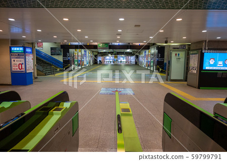 Kinshicho Station during planned suspension Kinshicho Station during planned suspension 59799791