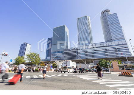 名古屋市風光名古屋站za町北街十字路口，車站大樓 59800490
