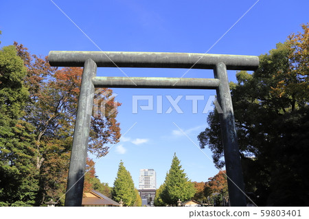 靖國神社大鳥居（第一鳥居） 59803401