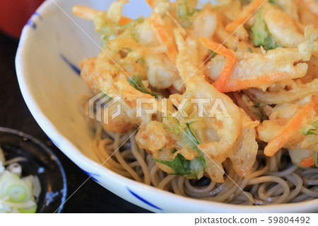 Cold soba noodles with white shrimp and seafood tempura Cold soba noodles with white shrimp and seafood tempura 59804492