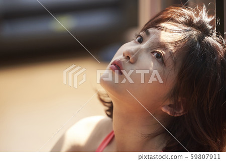 女性生活方式 59807911