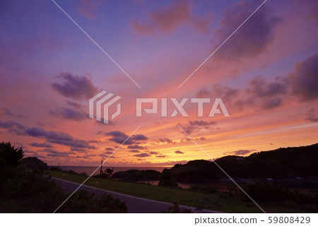 Sunset from the village of Chio Sato Island, Chio village (Tomoo village, Oki-gun, Shimane) 59808429