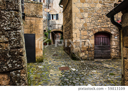 Sorano city street Sorano city street 59813109
