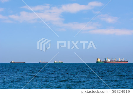 Cargo Ships in the Sea 59824919