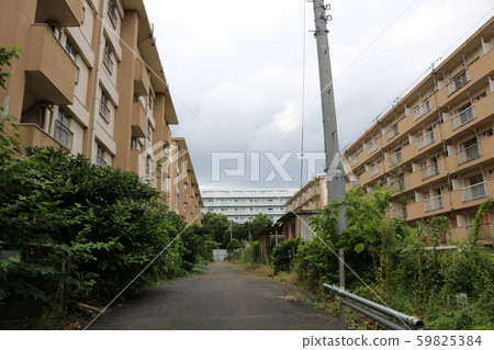 ■ Akabanedai housing complex ■ Akabanedai, Tokyo 59825384
