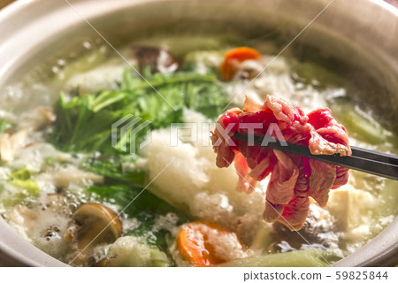 Delicious sleet hot pot made with radish Delicious sleet hot pot made with radish 59825844
