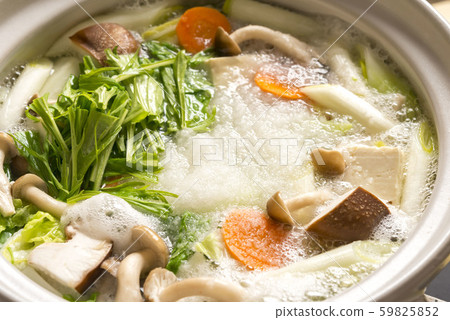 Delicious sleet hot pot made with radish Delicious sleet hot pot made with radish 59825852