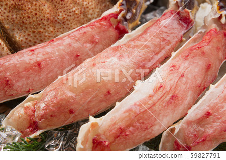 Exquisite and delicious king crab 59827791
