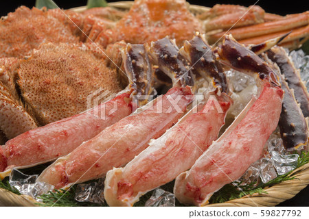 Exquisite and delicious king crab 59827792