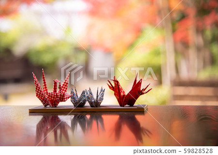 起重機摺紙秋葉圖像 起重機摺紙秋葉圖像 59828528