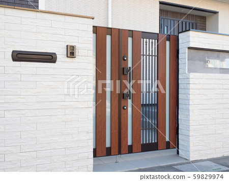 House entrance 59829974