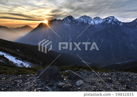 Sunset at Hotaka mountain range [Nagano Prefecture] From Mt. Chogatake 59832835