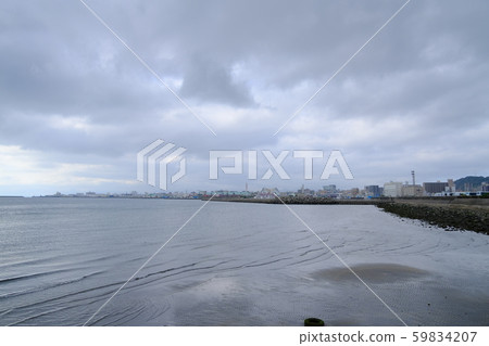 從濱町堤岸看到的淺水風景 從濱町堤岸看到的淺水風景 59834207
