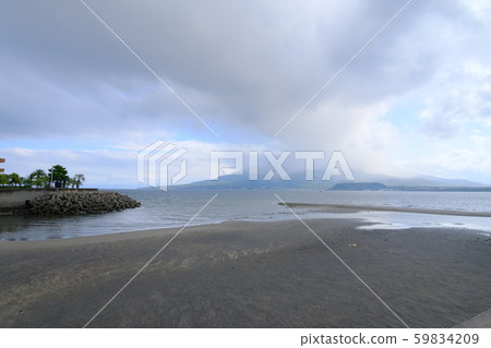 Sandy area seen from the Hamacho embankment 59834209