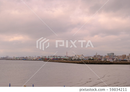 從濱町堤岸看到的鹿兒島市區夜景 59834211