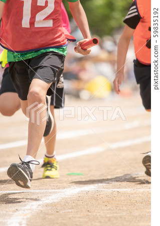 Athletic meet relay 59835192