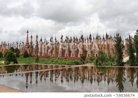 杜鵑廢墟Stupa,水鏡緬甸 杜鵑廢墟Stupa,水鏡緬甸 59836674