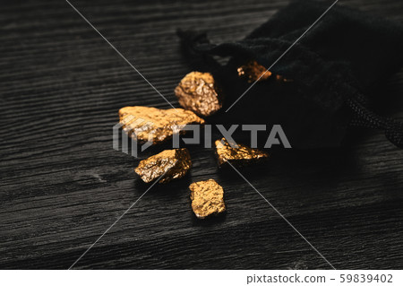 gold nuggets close-up gold nuggets close-up 59839402