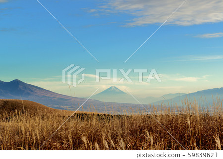 Fuji scenery seen from Kirigamine plateau Fuji scenery seen from Kirigamine plateau 59839621