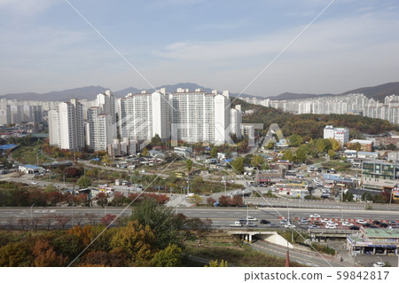 Yongin-si, Resin, Pungdeokcheon Yongin-si, Resin, Pungdeokcheon 59842817