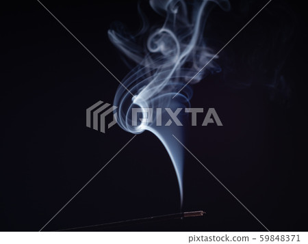 Abstract cloud of white smoke isolated on black 59848371