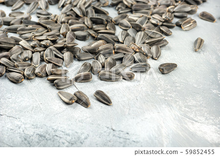 Sunflower seeds in shell Sunflower seeds in shell 59852455