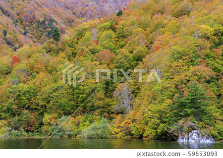 Okutadami Lake Ginzandaira Course Autumn Okutadami Lake Ginzandaira Course Autumn 59853093