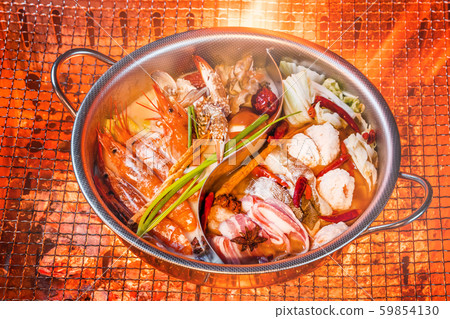 中藥火鍋街邊小吃 59854130
