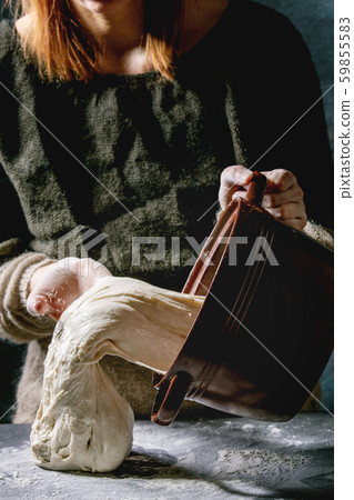 Making bread dough 59855583