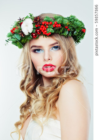 Perfect young woman in Christmas crown wreath Perfect young woman in Christmas crown wreath 59857866
