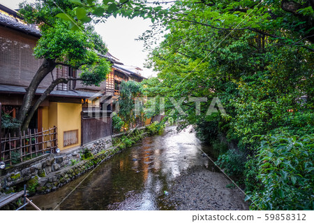 Traditional japanese houses on Shirakawa river, Traditional japanese houses on Shirakawa river, 59858312