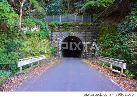 北陸幹線前隧道組第二觀音寺隧道 59861160