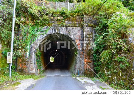 北陸幹線前隧道第一代觀音寺隧道 北陸幹線前隧道第一代觀音寺隧道 59861165