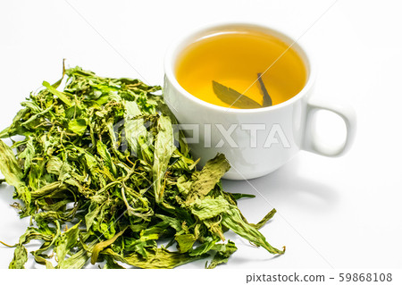 Dry stevia leaves 59868108