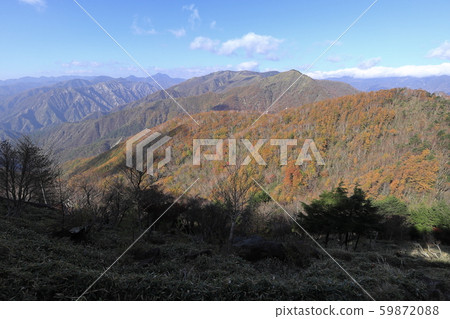 Mt. Sha and Mt. Mt. Sha and Mt. 59872088