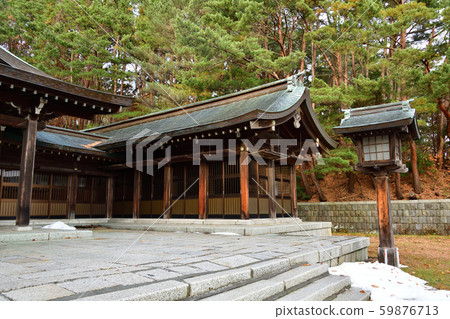 拍攝深秋的北海道函館市五國神社區域 拍攝深秋的北海道函館市五國神社區域 59876713